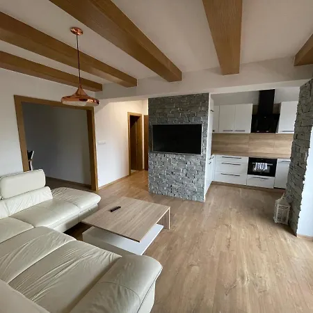 21, Apartmanovy Dom Romantika, Trangoska, Chopok Juh アパート Horná Lehota